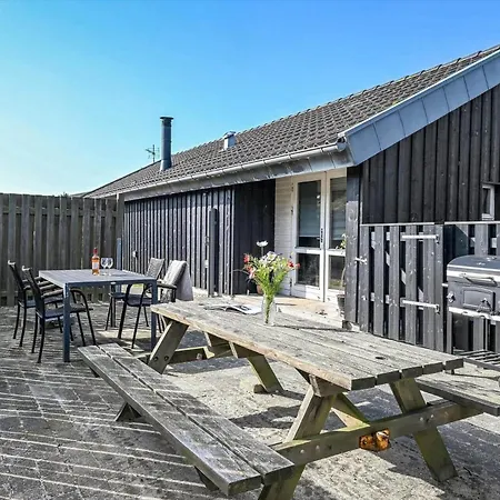 Ve337-vejers-strand-nordvej-4 * Vejers Strand